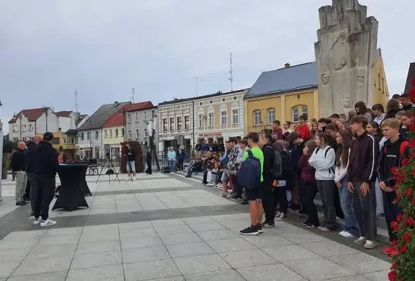 Ósmoklasiści z Sępólna debatowali o przyszłości miasta