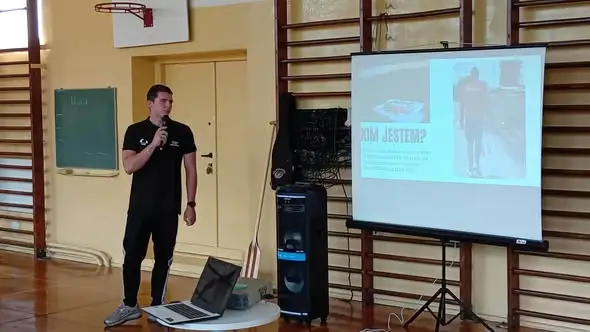 Oskar Dekowski spotkał się z uczniami. Mistrz świata juniorów opowiedział o drodze do sukcesu