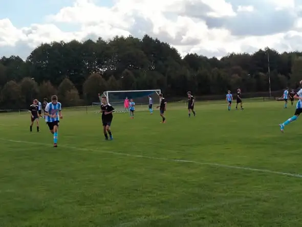 Juniorzy młodsi LKS Kamionka wygrywają z APMM Abramczyk Team Bydgoszcz 3:2